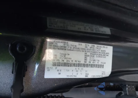 2016 Ford Focus Se z USA, uszkodzony, nr VIN 1FADP3F29GL385144